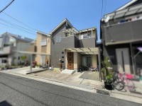 GNスタイル ～平成28年築の木造2階建ての３ＳＬＤＫ～
天井高約2.5m以上の解放感溢れる空間