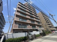GNスタイル マンション１階部分ならではの専用庭・専用駐車場付き３ＬＤＫ！
大阪メトロ谷町線「長原」駅まで徒歩３分の好立地♪