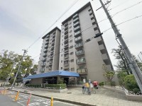 GNスタイル ～令和６年１２月リフォーム済み物件～
イズミヤショッピングセンター平野まで約３００ｍのため買い物便利♪