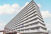 GNスタイル ～高層階１０階部分２ＬＤＫ！令和７年３月リフォーム済みです♪～
南向きバルコニーのため日当たり良好♪
エアコン１台・レースカーテン付き！