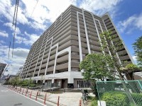 GNスタイル ～６階部分３ＬＤＫ！南向きバルコニーのため日当たり良好です♪～
ペット飼育可能♪（規約による制限有）
イオン喜連瓜破駅前店まで約１５０ｍのため買い物も便利♪