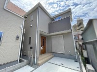 GNスタイル ～１号棟２ＳＬＤＫ～
全居室６帖以上ございます♪
小学校・中学校ともに徒歩５分圏内のためお子様の通学も安心。