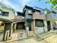 GNスタイル ～令和７年１月リフォーム済み物件～
カーポート付き駐車場１台分あり