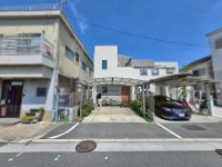 GNスタイル ～２０１８年建築４ＬＤＫ、カーポート付き駐車場あり～
約１７．６帖のＬＤＫは一部吹き抜けになっており解放感があります♪