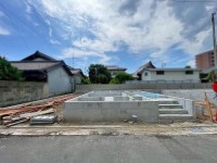 ≪３号棟３ＬＤＫ≫
約２１帖の広々ＬＤＫと全居室６帖以上ありゆったりとした間取りになっています♪
カースペース２台可能（車種による）