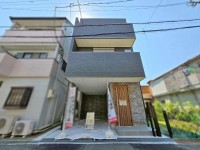 GNスタイル ～２０２５年３月完成済み４ＬＤＫ～
乾太くん、床暖房など嬉しい設備が標準装備♪
全居室収納スペース付で広々住空間

