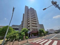 GNスタイル ～高層階１２階部分３ＬＤＫ～
南向きバルコニーのため日当たり・眺望ともに良好です♪
令和７年３月室内リフォーム済み！