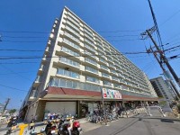 GNスタイル 〇関西本線平野駅まで徒歩３分の立地、総戸数320戸の大規模マンション
〇11階建の最上階南向き
