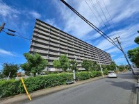 GNスタイル ～高層階８階部分３ＬＤＫ、２０２６年１月リフォーム完成予定♪～
南向きバルコニーのため日当たり良好です◎
