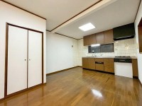 GNスタイル ■リフォーム歴有！即入居可能です♪
■駐輪スペースも拡張し、停めやすく安全♪
■周辺施設が充実しており便利な住環境です。