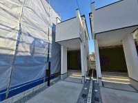 ★2号棟3SLDK
★約20帖の広々LDK!
★カースペース2台可能♪(車種による)