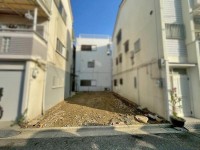 GNスタイル ～建築条件なし売土地、お好きなハウスメーカーで建築可能です♪～
現況更地！お気軽にお問い合わせください♪