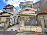 GNスタイル ★木造２階建て４ＬＤＫ
★空家のため気兼ねなく内覧可能です。お気軽にお問い合わせください♪