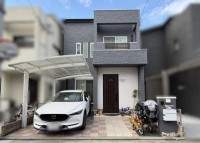 GNスタイル ★平成２８年建築３ＬＤＫ
★約１８帖のゆったりＬＤＫ♪寒い冬に嬉しい床暖房付き
★周辺商業施設が充実しており生活に便利な立地です♪