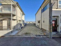 GNスタイル ～令和８年５月完成予定～
ハイルーフ車も駐車可能なビルトインガレージあり♪（車種による）
スーパーや総合病院も徒歩圏内で生活に便利な立地です◎