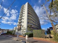 ★３階部分３ＬＤＫ！東向きバルコニーのお部屋
★令和８年３月末リフォーム完成予定♪
★ペット飼育可能マンション！（規約による制限有）