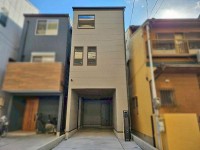 GNスタイル ★令和８年１月完成３ＬＤＫ！
★前面道路ゆったり６ｍのためお車の出し入れも安心
