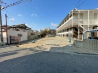 GNスタイル ★２号棟２ＳＬＤＫ
★インテリアの統一感を作りやすい洋室のみの間取り♪
★瓜破小学校まで約２００ｍのためお子様の通学も安心です。