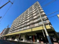 GNスタイル ★５階部分３ＬＤＫ
★近鉄八尾駅まで徒歩７分！その他周辺商業施設が充実しており生活に便利な立地です◎