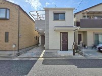 GNスタイル ★平成２３年建築、３ＬＤＫ！
★各所に収納スペースが確保されておりお部屋をスッキリとお使いいただけます♪