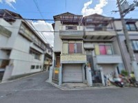 GNスタイル ★シャッター車庫付き５Ｋ！
★空家のため気兼ねなく内覧可能です。お気軽にお問い合わせください♪