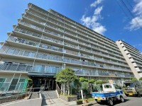 GNスタイル ★８階部分３ＬＤＫ東向きバルコニーのお部屋！
★空家のため気兼ねなく内覧可能です♪お気軽にお問い合わせください。
