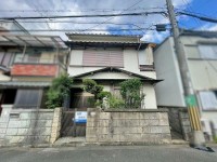 GNスタイル ★木造２階建て４ＬＤＫ
★空家のため気兼ねなく内覧可能です。お気軽にお問い合わせください♪