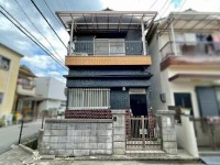GNスタイル ★木造２階建て３Ｋ！
★近鉄大阪線「高安」駅まで徒歩８分の立地！