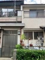 GNスタイル ★木造２階建て、部屋数を多く確保した６ＬＤＫ！
★周辺商業施設が充実しており生活に便利な立地です♪