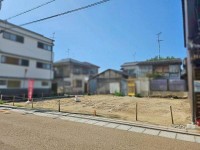 GNスタイル ★お好きなハウスメーカーで建築可能です♪
★公簿面積１６８．８２平米（約５１坪）間口約１３．８ｍの整形地！
★南側道路幅員約８ｍありお車の出し入れも安心です♪