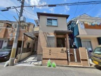 GNスタイル ★平成２０年建築４ＬＤＫ！南向きのお家です♪
★全居室収納付きでお部屋をスッキリとお使いいただけます！