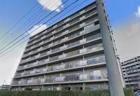 GNスタイル ６階部分２ＬＤＫ！令和７年１０月室内リフォーム済♪
季節もののお洋服もすっきりと片付けられるウォークインクローゼット付き♪
近鉄大阪線「恩智」駅まで徒歩５分の立地◎