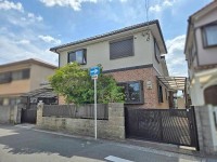 GNスタイル ★オール電化住宅３ＳＬＤＫ！
★約２０帖のＬＤＫと全居室６帖以上ありゆったりとした間取りになっています♪
★カースペース２台可能♪（車種による）