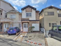 GNスタイル 〇ゆとりのある駐車が可能な４ＬＤＫ戸建
〇駅、幹線道路が近く便利な住環境
