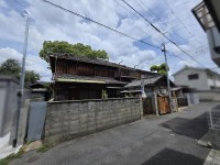 GNスタイル 〇土地間口約１１ｍの有効約４５坪整形地、建築条件なし
〇徒歩圏内に様々な施設がある好立地