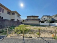 GNスタイル ★２号地
★建築条件なし売土地！お好きなハウスメーカーで建築可能です♪
★土地約３２坪、間口約８．８ｍの整形地