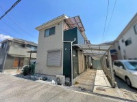 GNスタイル ◆平成２２年築、４ＬＤＫ
◆２台駐車可能（車種による）
◆小学校まで徒歩１分