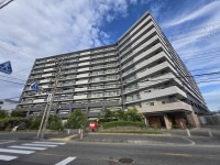 GNスタイル 〇複合商業施設に挟まれた利便性の良い住居
〇複数駅利用可能、幹線道路近く交通の利便性も良し